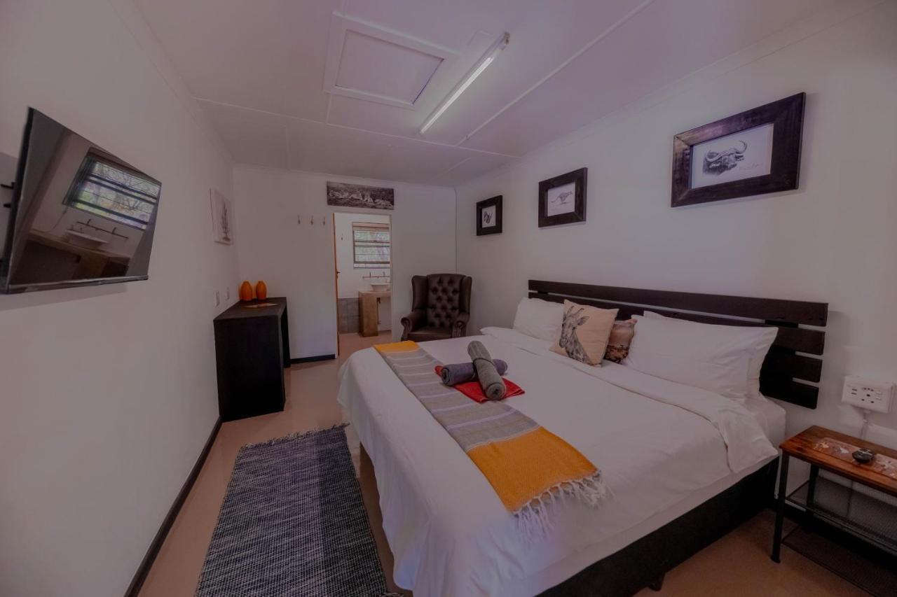 African Sky Villas Marloth Park Esterno foto