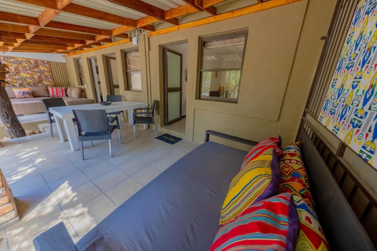 African Sky Villas Marloth Park Esterno foto