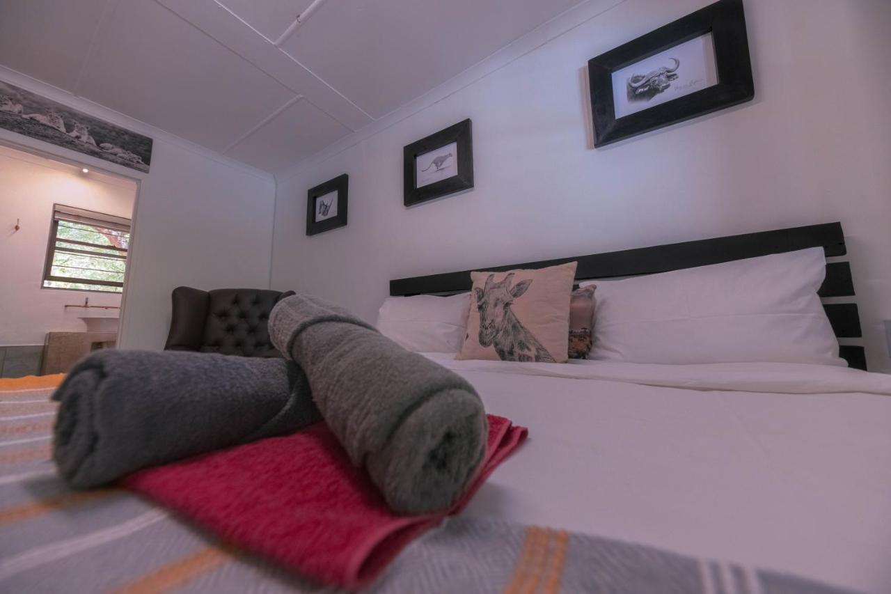 African Sky Villas Marloth Park Esterno foto